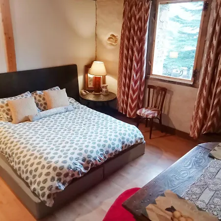 Suite En Cuadra Pajar, Casa Rural Hoz de Jaca Esterno foto