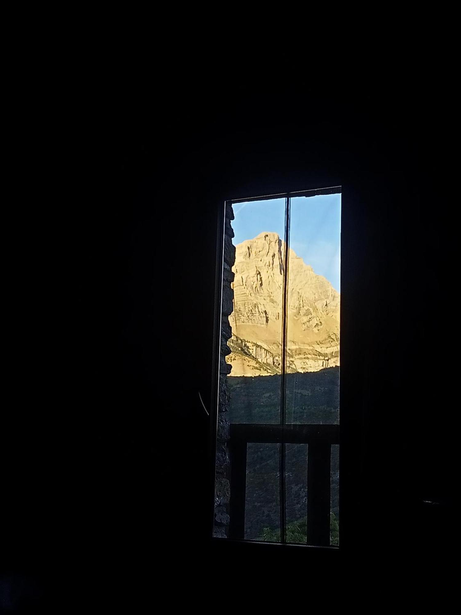 En Cuadra Pajar, *